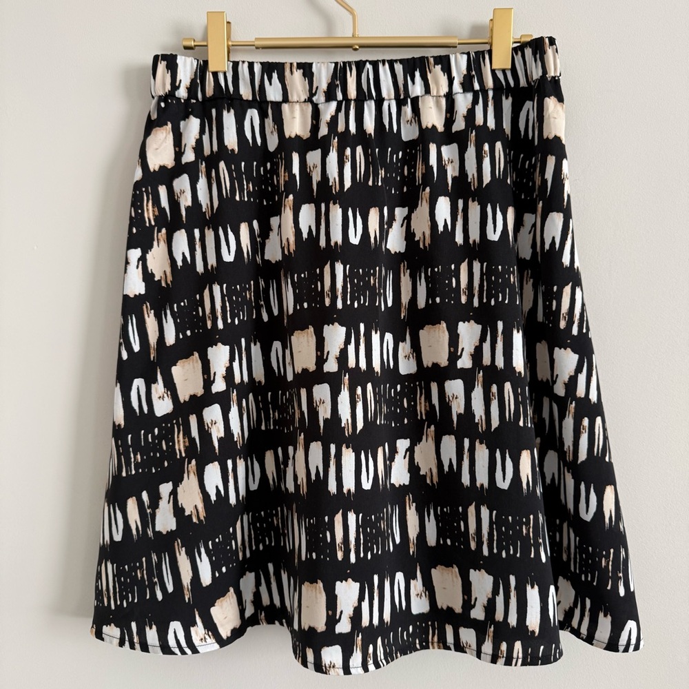 Banana Republic Fast Flippy Two Piece Set Tie Shoulder Top and Skirt Small - Picture 8 of 12